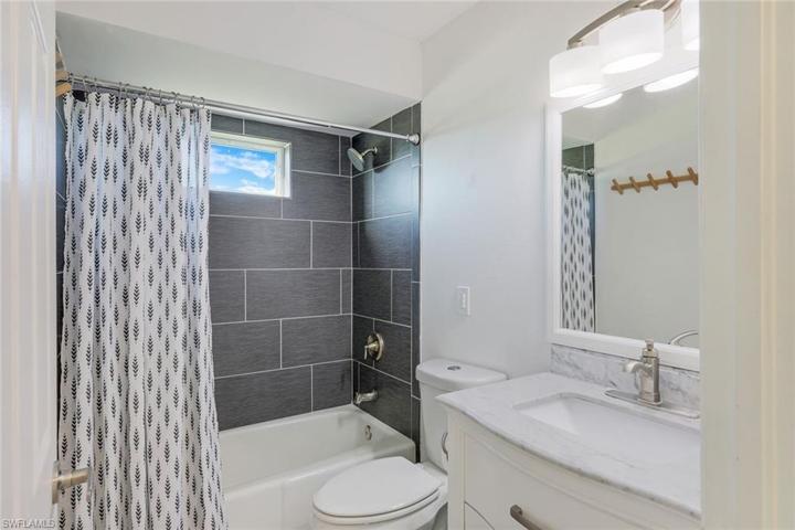 Upstairs Bath