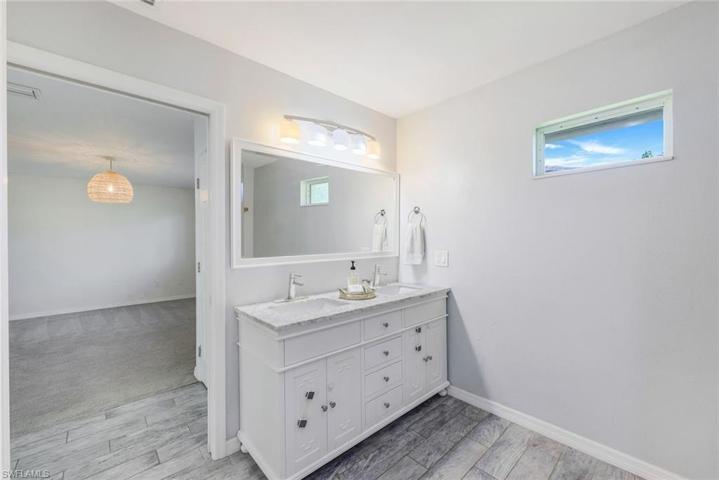 Dual Vanity