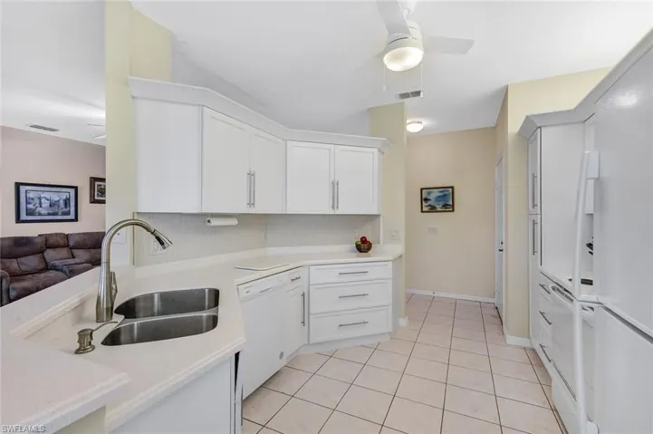 Bright and updated kitchen