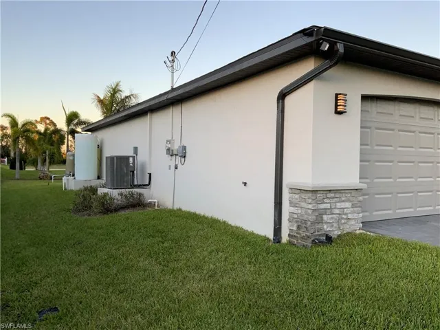 Side Elevation