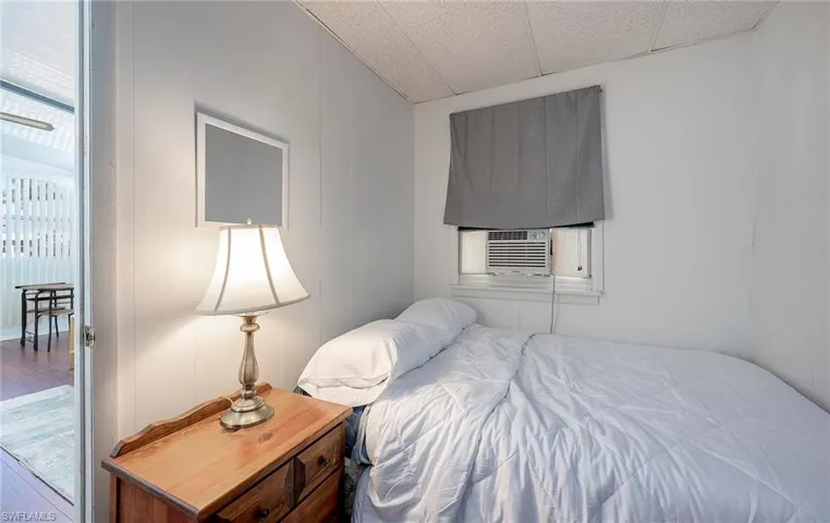 271 Caravan Cir, North Fort Myers, Florida 33903