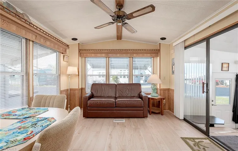 271 Caravan Cir, North Fort Myers, Florida 33903