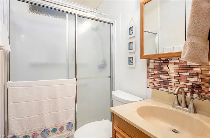 271 Caravan Cir, North Fort Myers, Florida 33903