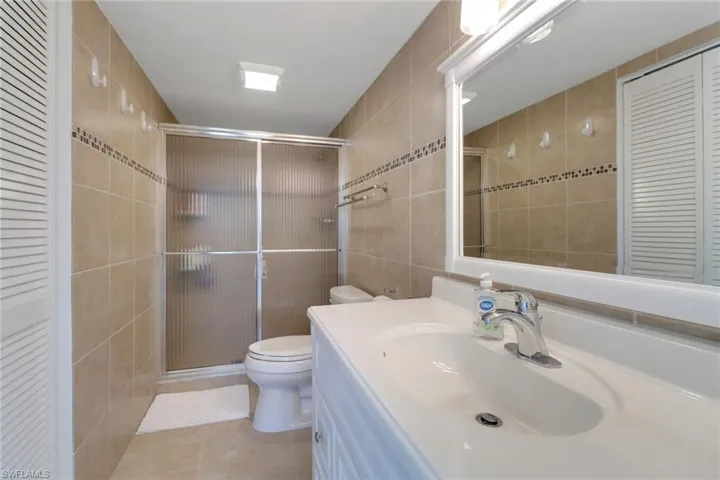 228 Fox Glen Dr # 3201, Naples Fl 34104