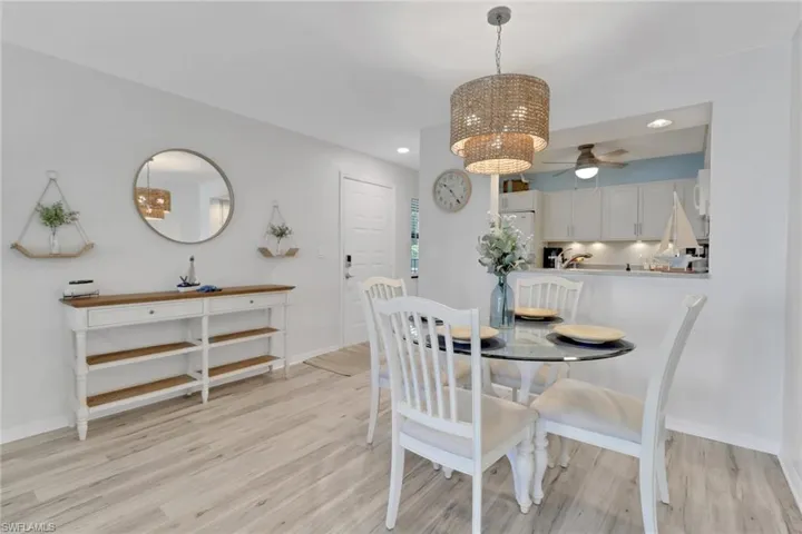 228 Fox Glen Dr # 3201, Naples Fl 34104