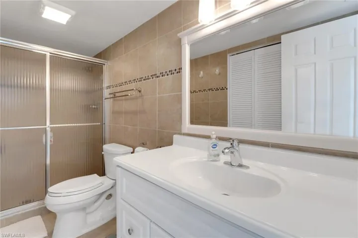 228 Fox Glen Dr # 3201, Naples Fl 34104