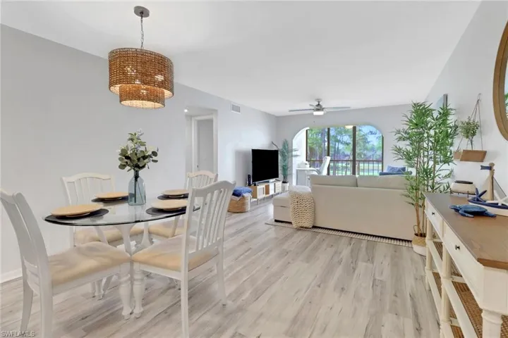 228 Fox Glen Dr # 3201, Naples Fl 34104