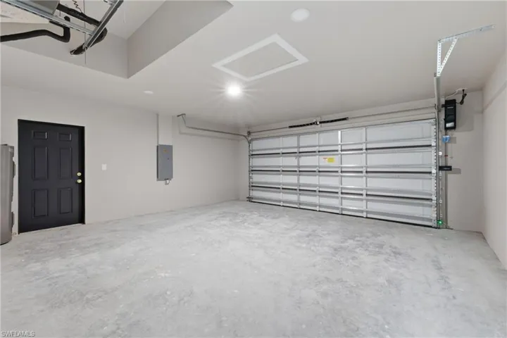 924 Ne 20th St, Cape Coral, Florida 33909