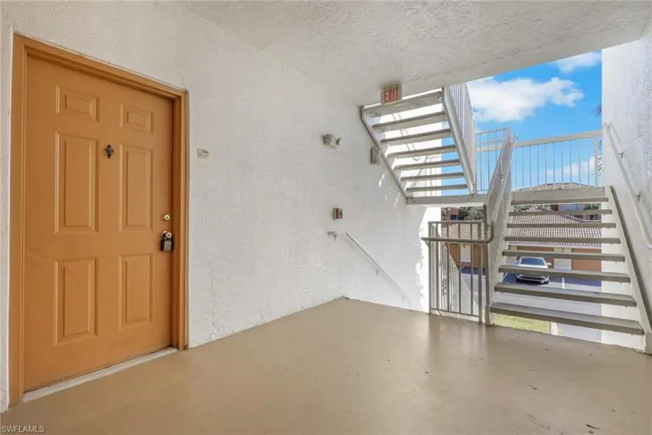 6321 Aragon Way 206, Fort Myers, Florida 33966