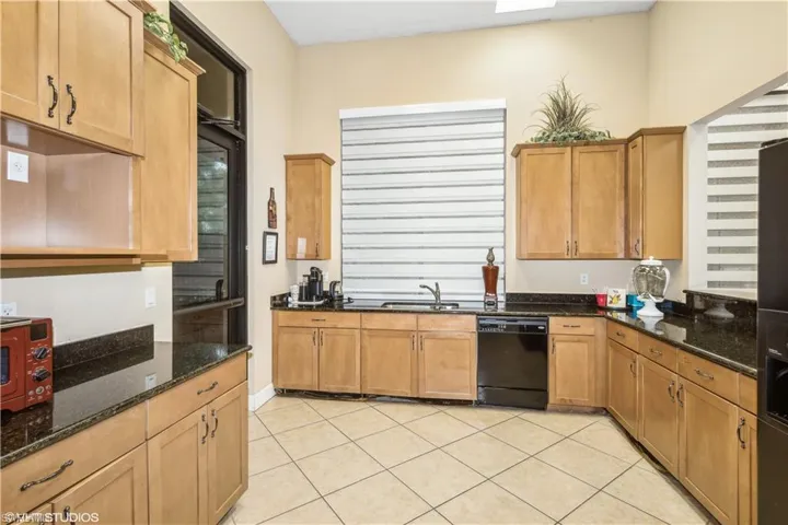 Clubhouse Kitchen