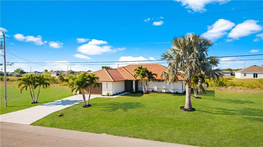 205 Ne 25th St, Cape Coral Fl 33909