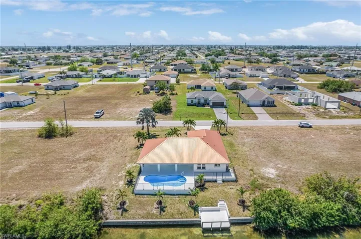 205 Ne 25th St, Cape Coral Fl 33909