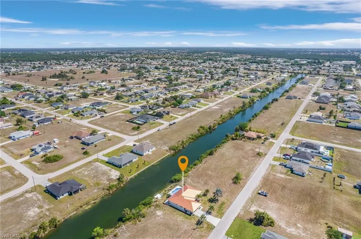 205 Ne 25th St, Cape Coral Fl 33909