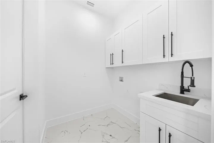 2604 27th St W, Lehigh Acres, Florida 33971