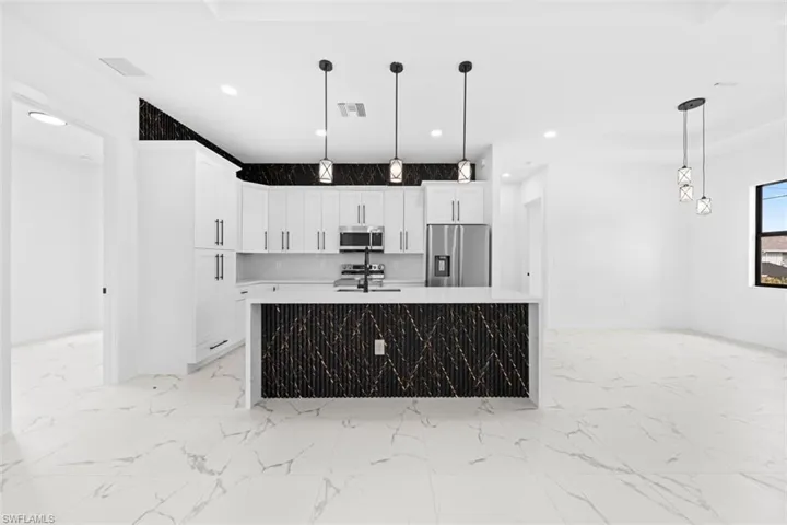 2604 27th St W, Lehigh Acres, Florida 33971