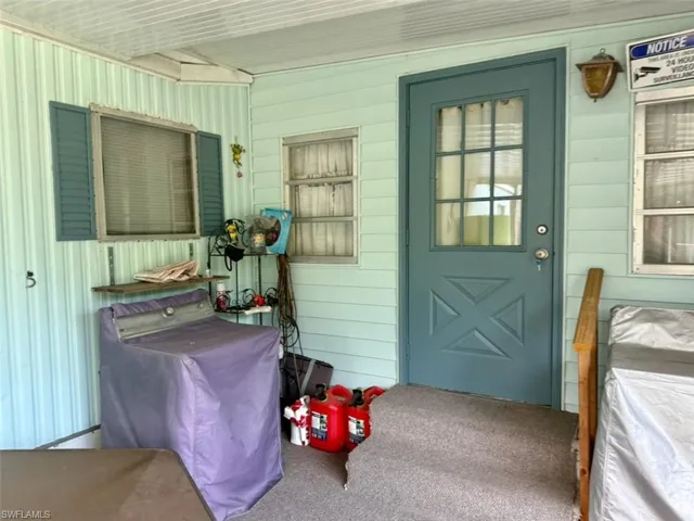 16 W Palm Cir, Lake Placid, Florida 33852