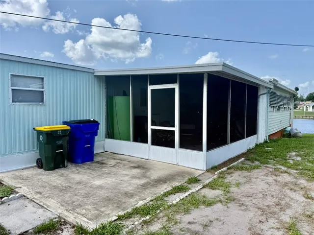 16 W Palm Cir, Lake Placid, Florida 33852