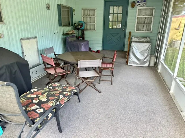 16 W Palm Cir, Lake Placid, Florida 33852