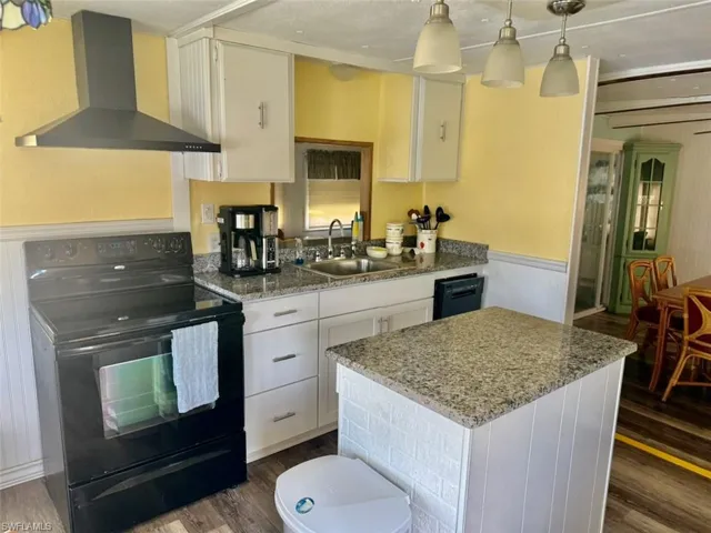 16 W Palm Cir, Lake Placid, Florida 33852
