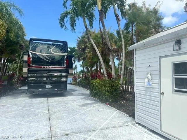 1408 Pearl Lake Pt, Naples, Florida 34114
