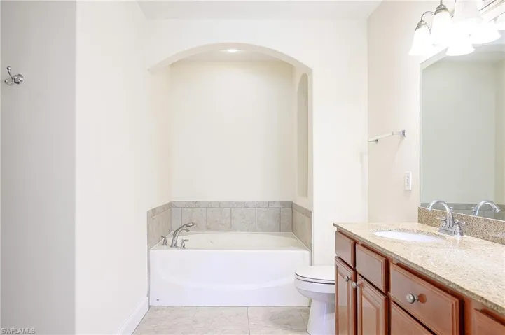 1314  Corso Palermo  CT, Naples, FL 34105