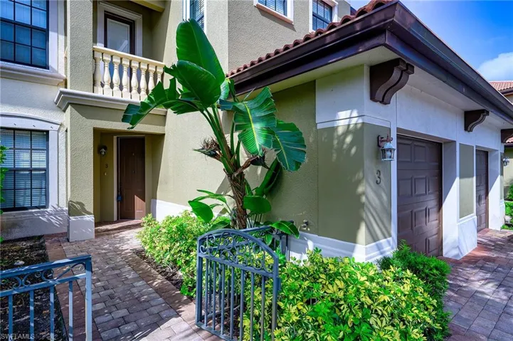 1314  Corso Palermo  CT, Naples, FL 34105