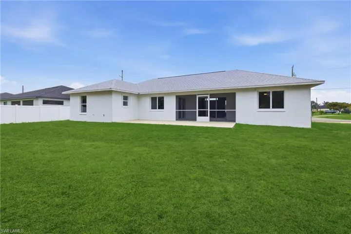 614 SW 1st  ST, Cape Coral, FL 33991