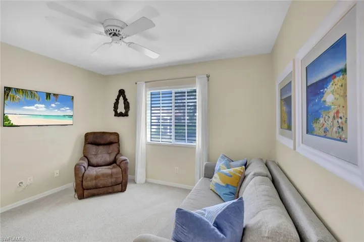7742  Emerald  CIR, Naples, FL 34109