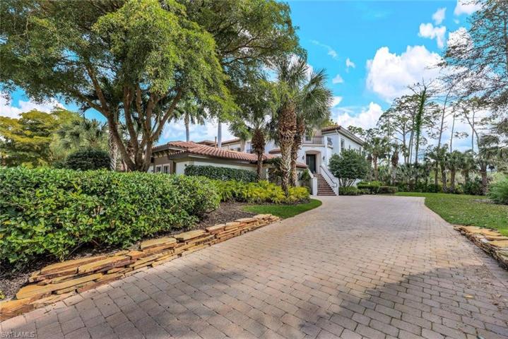 PRIVATE DRIVEWAY