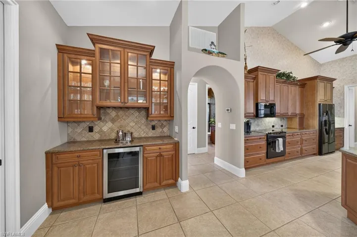 2708 Nw 46th Ave, Cape Coral, Florida 33993