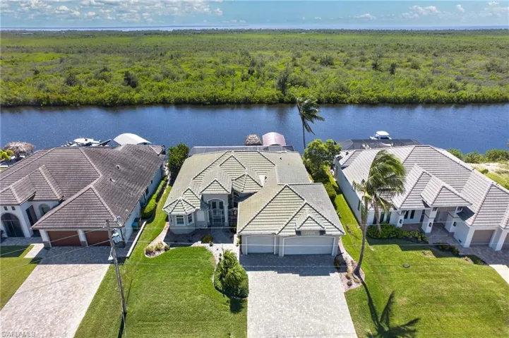 2708 Nw 46th Ave, Cape Coral, Florida 33993