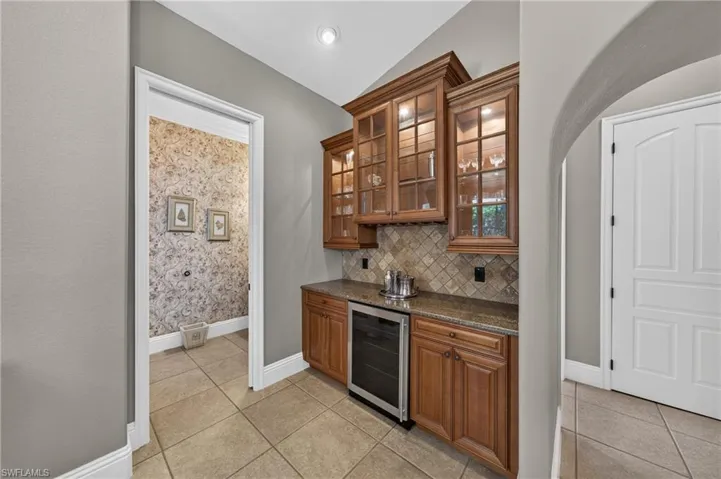 2708 Nw 46th Ave, Cape Coral, Florida 33993