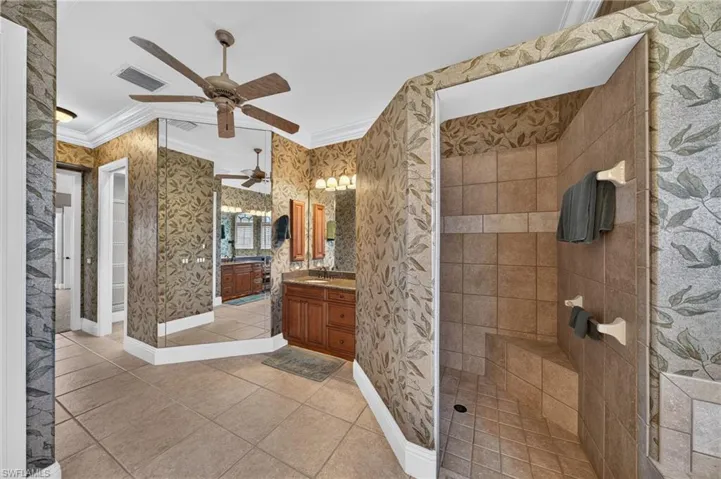 2708 Nw 46th Ave, Cape Coral, Florida 33993