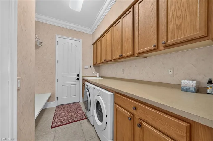 2708 Nw 46th Ave, Cape Coral, Florida 33993