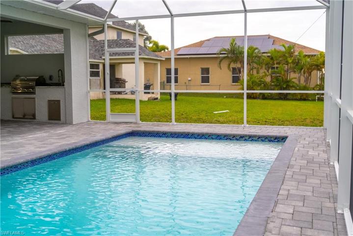 3621 NW 3rd ST, CAPE CORAL FL 33993