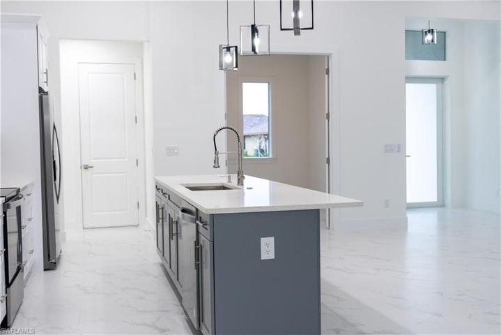 3621 NW 3rd ST, CAPE CORAL FL 33993
