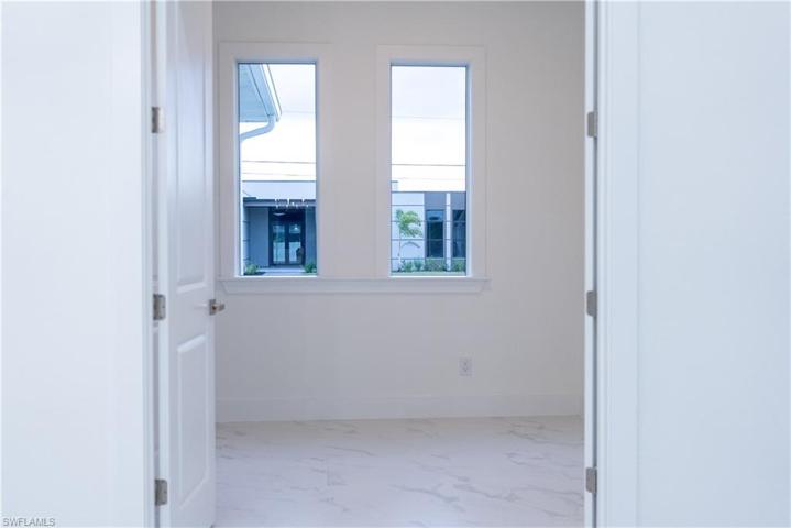 3621 NW 3rd ST, CAPE CORAL FL 33993