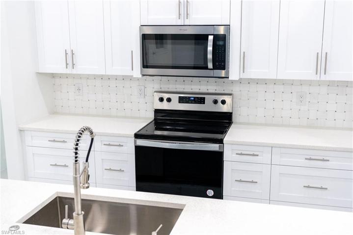 3621 NW 3rd ST, CAPE CORAL FL 33993