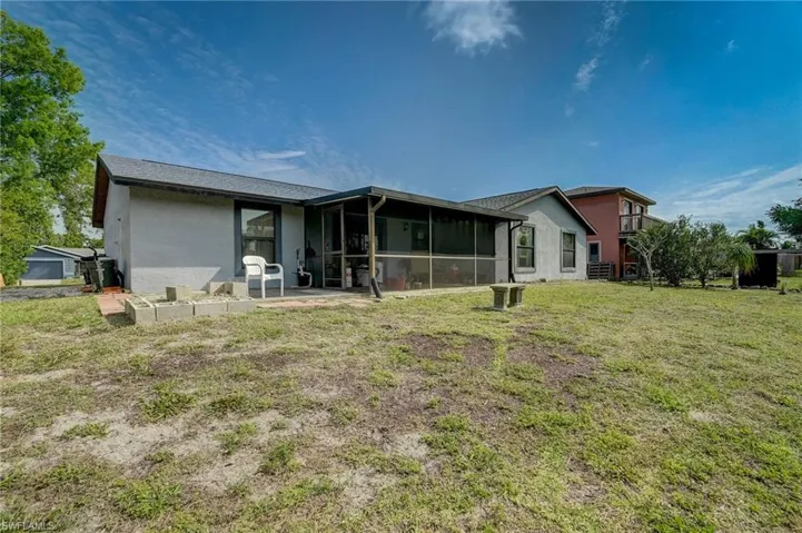 8122 Lake San Carlos Cir, Fort Myers Fl 33967