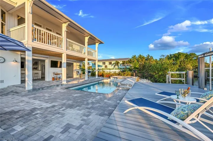 2736 Gulfview Dr, Naples, Florida 34112