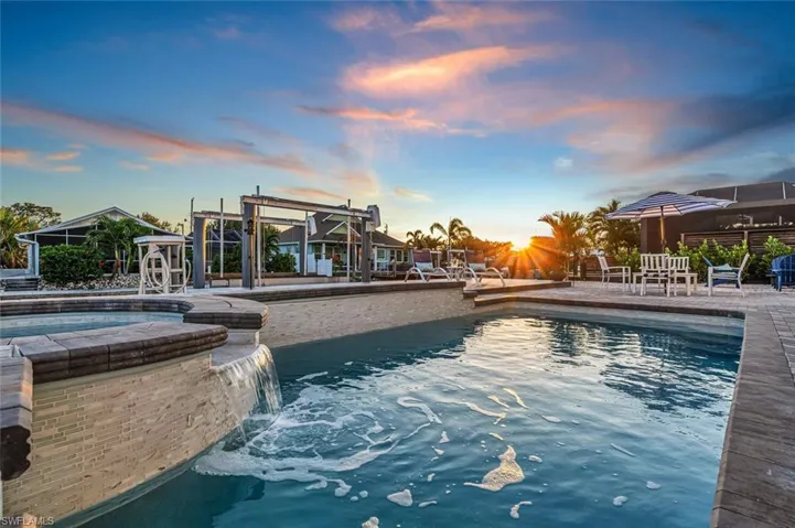 2736 Gulfview Dr, Naples, Florida 34112