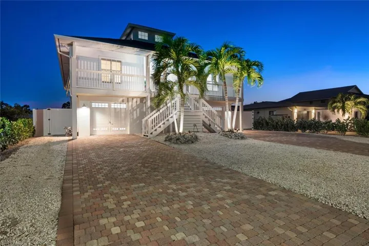 2736 Gulfview Dr, Naples, Florida 34112