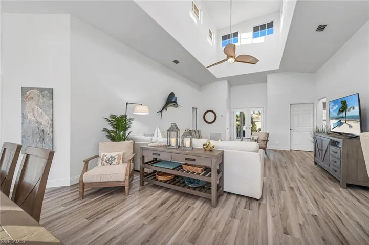 2736 Gulfview Dr, Naples, Florida 34112