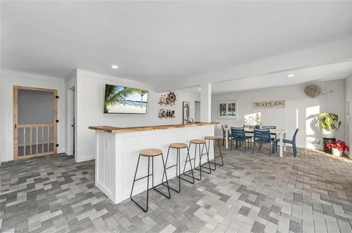 2736 Gulfview Dr, Naples, Florida 34112