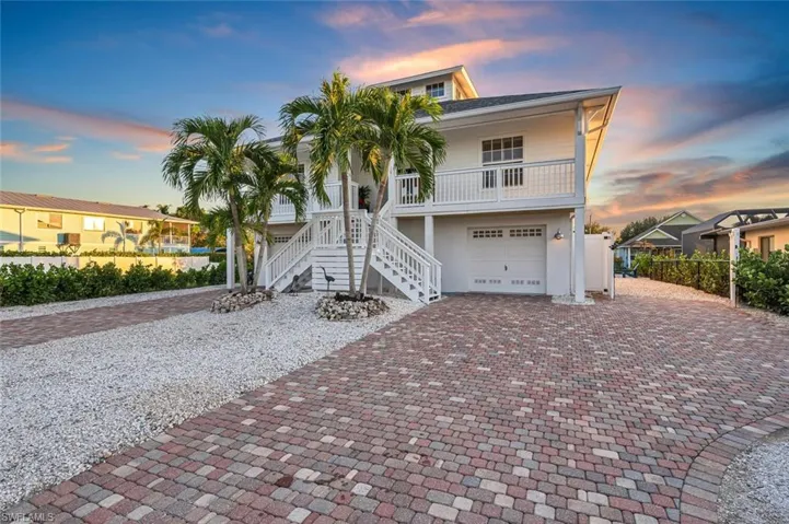 2736 Gulfview Dr, Naples, Florida 34112