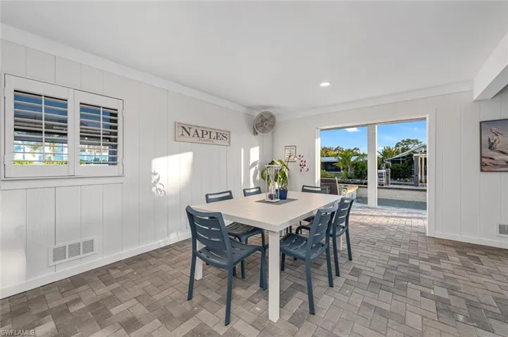 2736 Gulfview Dr, Naples, Florida 34112