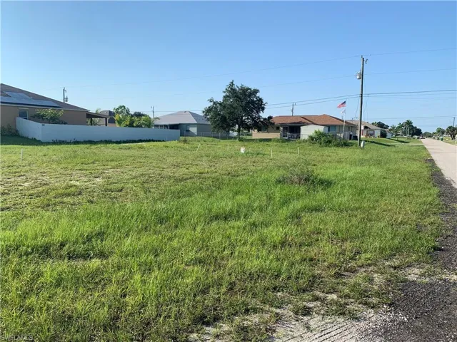 1718 Ne 22nd St, Cape Coral Fl 33909