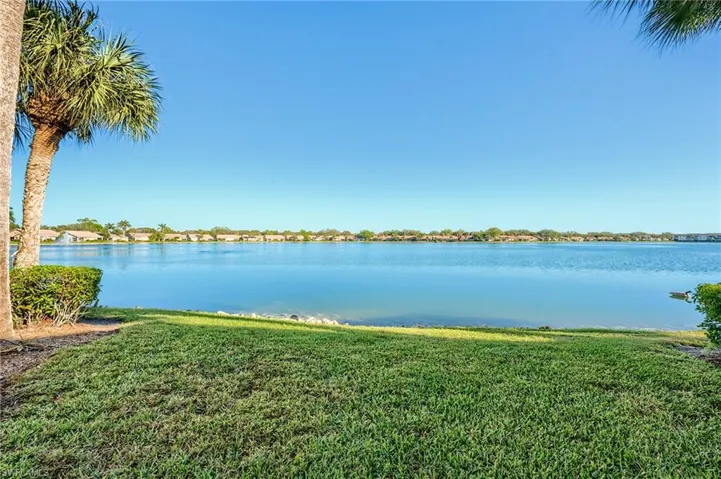 2541 Citrus Lake Dr # 103, Naples Fl 34109