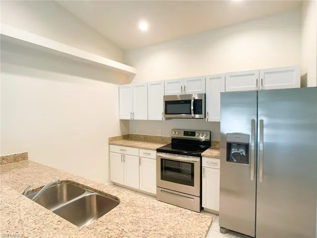 2005  Chiquita S BLVD, Cape Coral, FL 33991