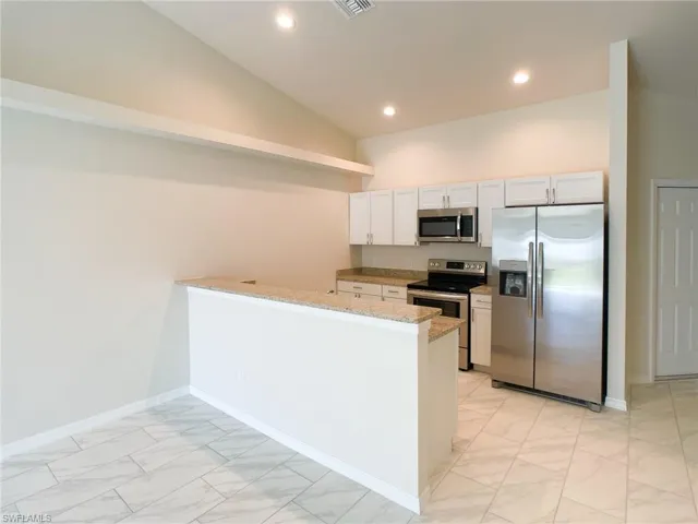 2005  Chiquita S BLVD, Cape Coral, FL 33991